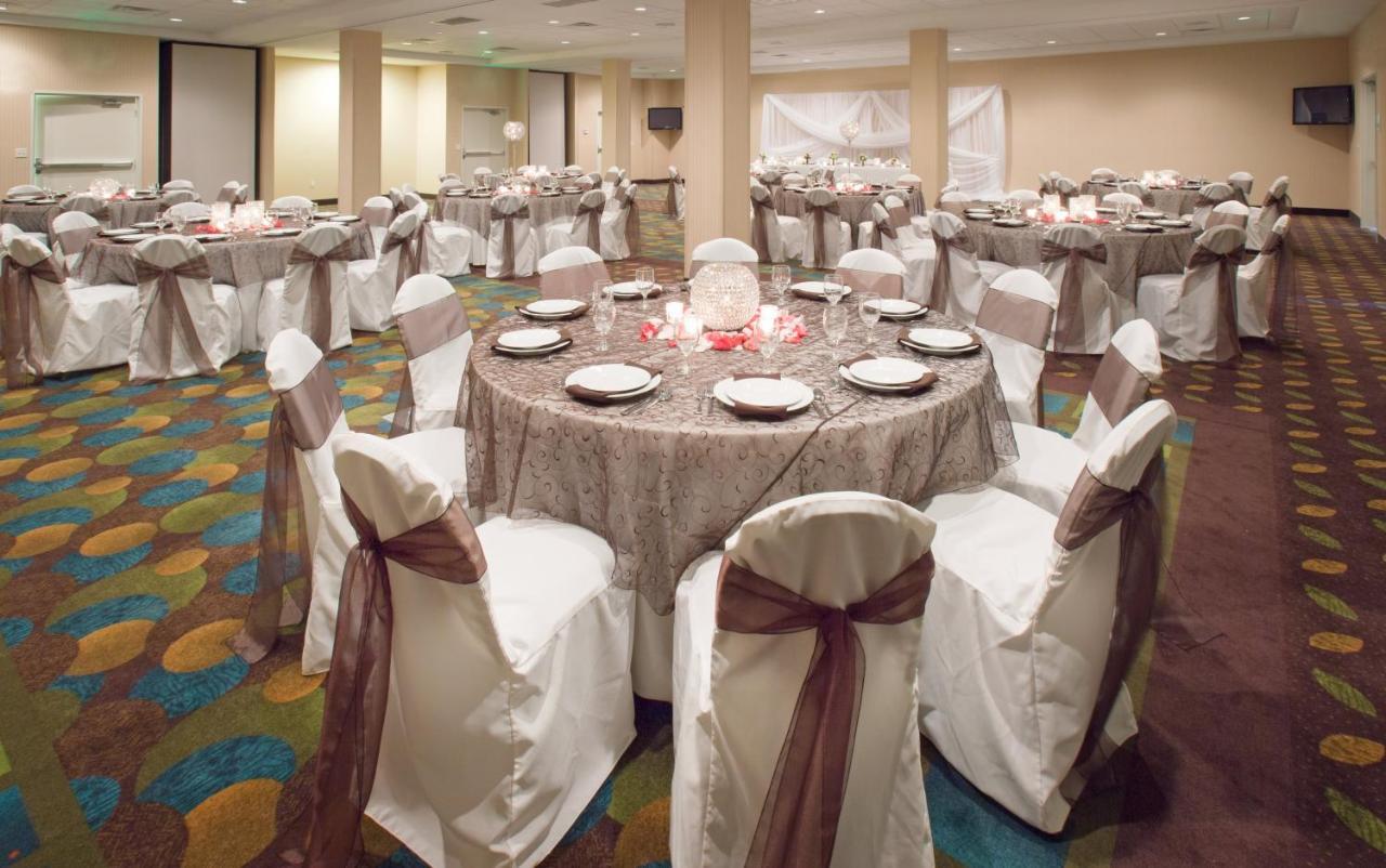 Holiday Inn Lincoln Southwest By Ihg Exteriör bild